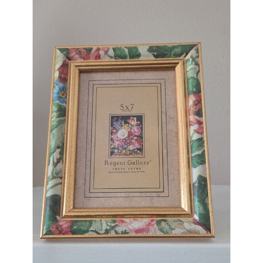 Regent Floral Picture Frame